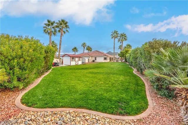 $740,000 | 1122 Thomas Bay Circle, Logandale, NV 89021