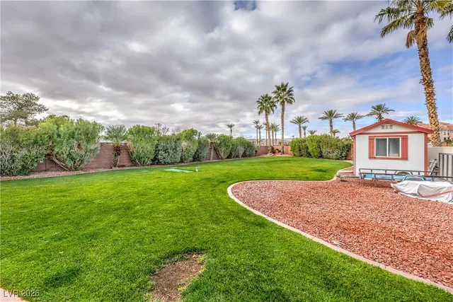 $740,000 | 1122 Thomas Bay Circle, Logandale, NV 89021