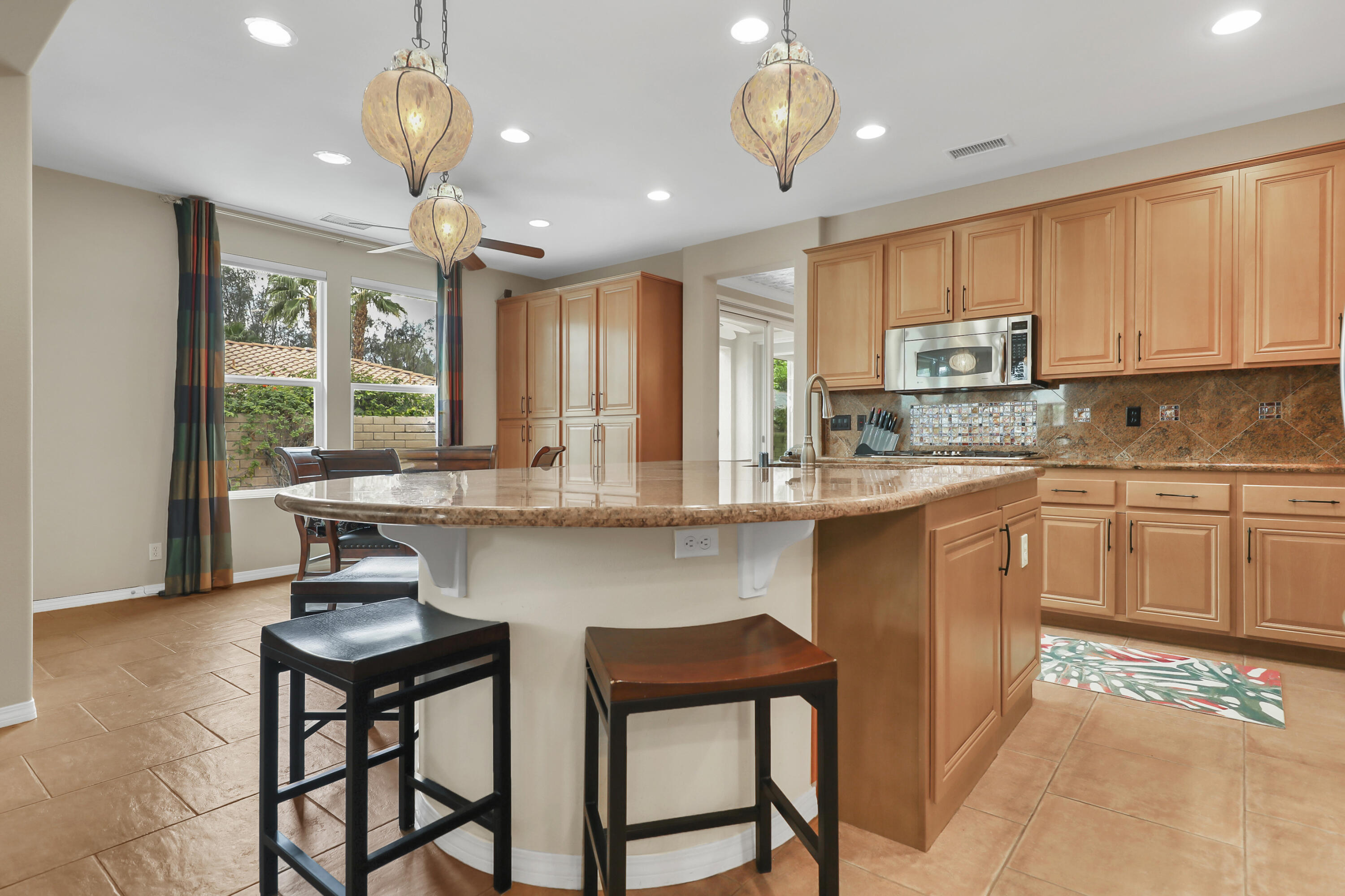 3 Clear Lake Drive Rancho Mirage, CA 92270 - Photo 11 of 47 Kitchen