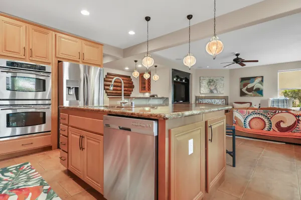 $950,000 | 3 Clear Lake Drive, Rancho Mirage, CA 92270