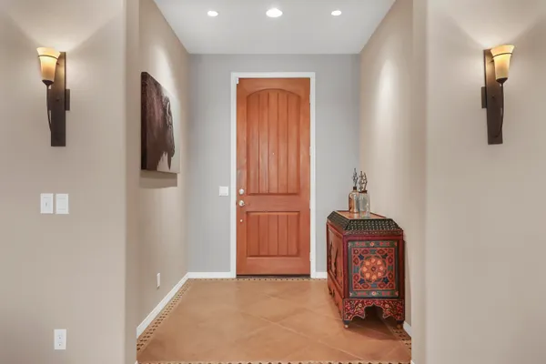 $950,000 | 3 Clear Lake Drive, Rancho Mirage, CA 92270