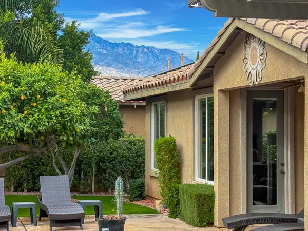 $950,000 | 3 Clear Lake Drive, Rancho Mirage, CA 92270