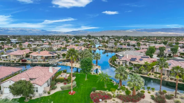 $950,000 | 3 Clear Lake Drive, Rancho Mirage, CA 92270