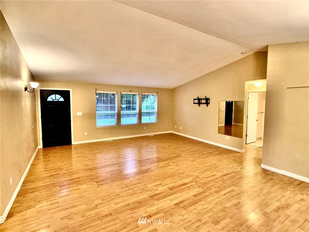 5424 187th Court Southwest Rochester, WA 98579 - Photo 2 of 21