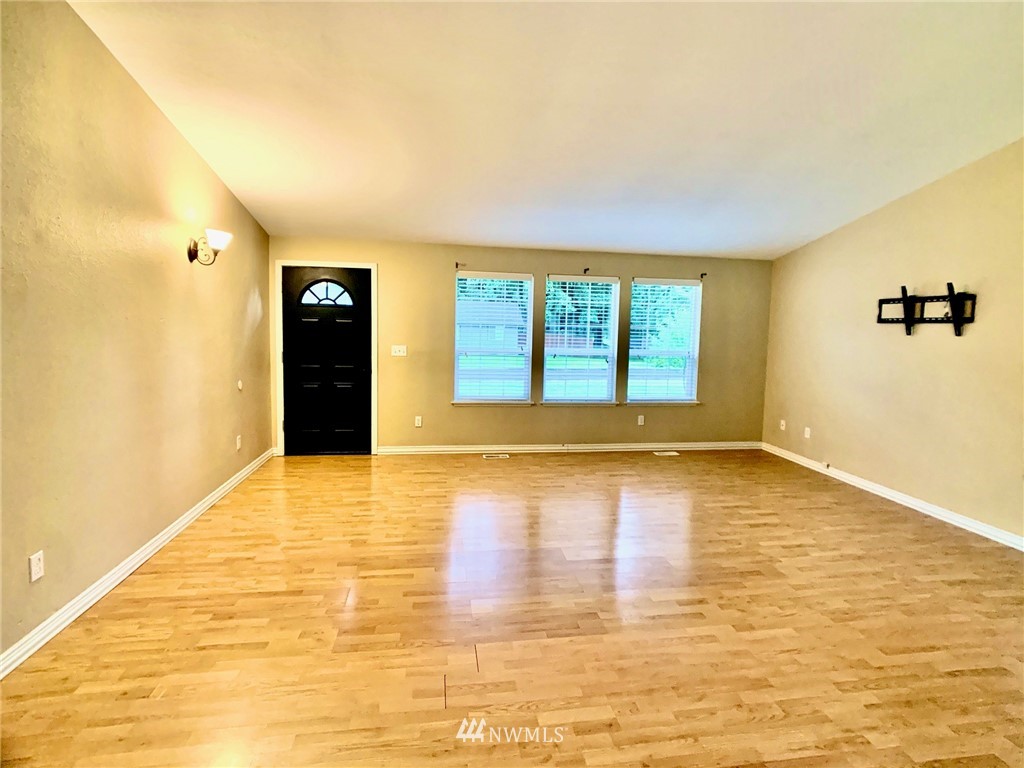 5424 187th Court Southwest Rochester, WA 98579 - Photo 13 of 21