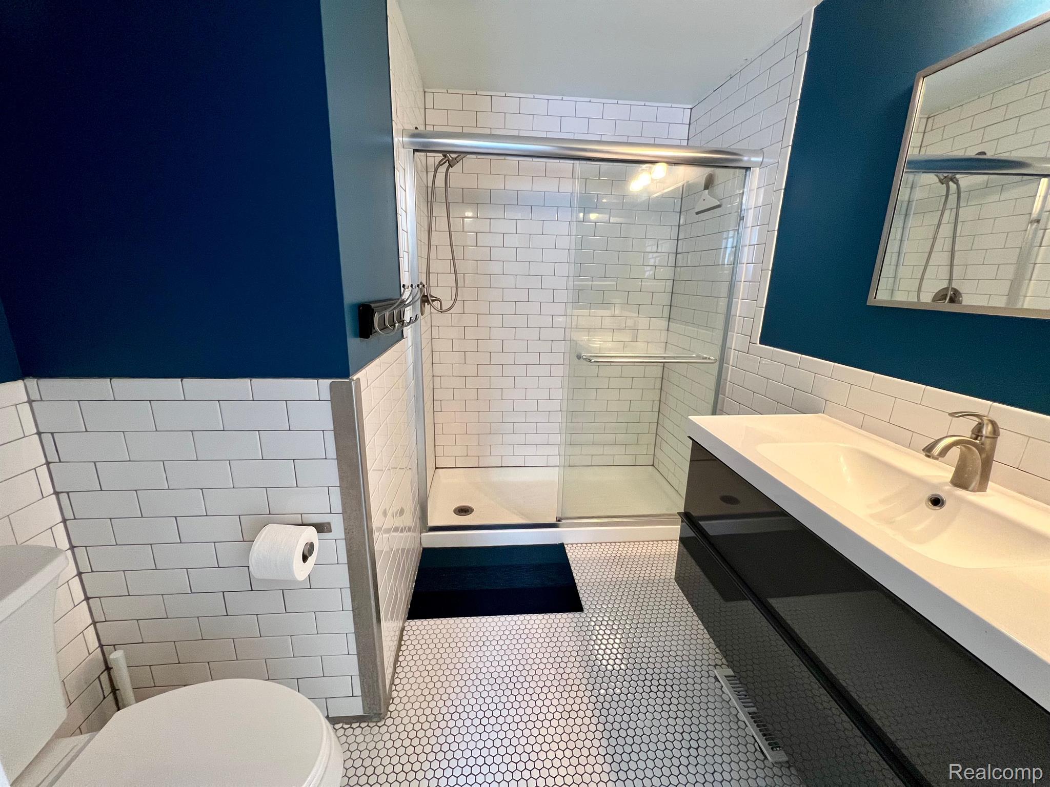 107 Walnut Boulevard Rochester, MI 48307 - Photo 18 of 32 Gallery Image 18