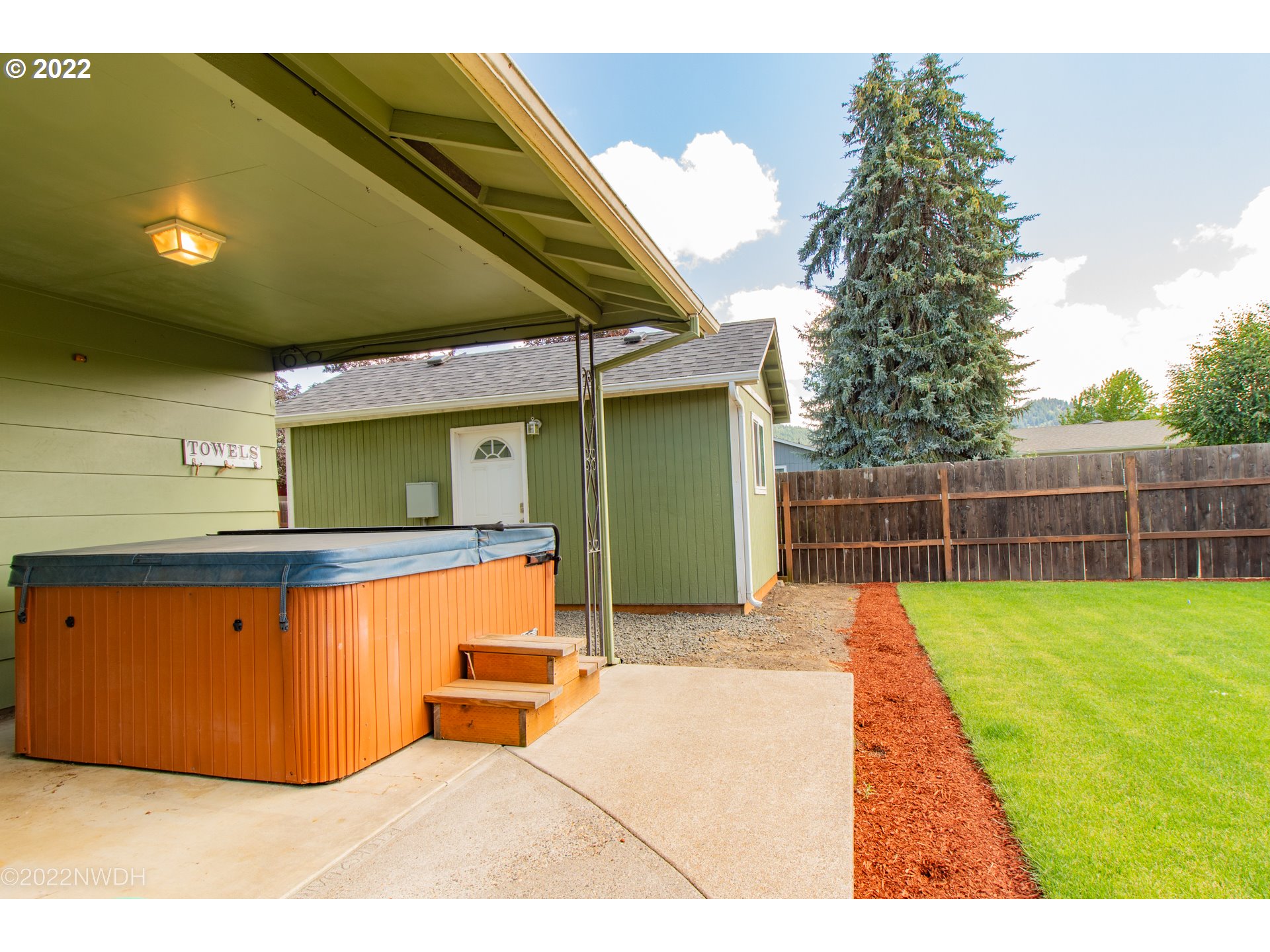 672 70th Street Springfield, OR 97478 - Photo 29 of 32 Gallery Image 29