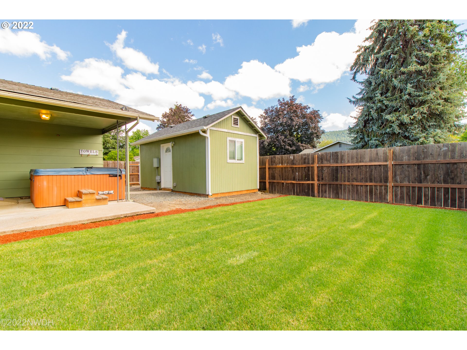 672 70th Street Springfield, OR 97478 - Photo 30 of 32 Gallery Image 30