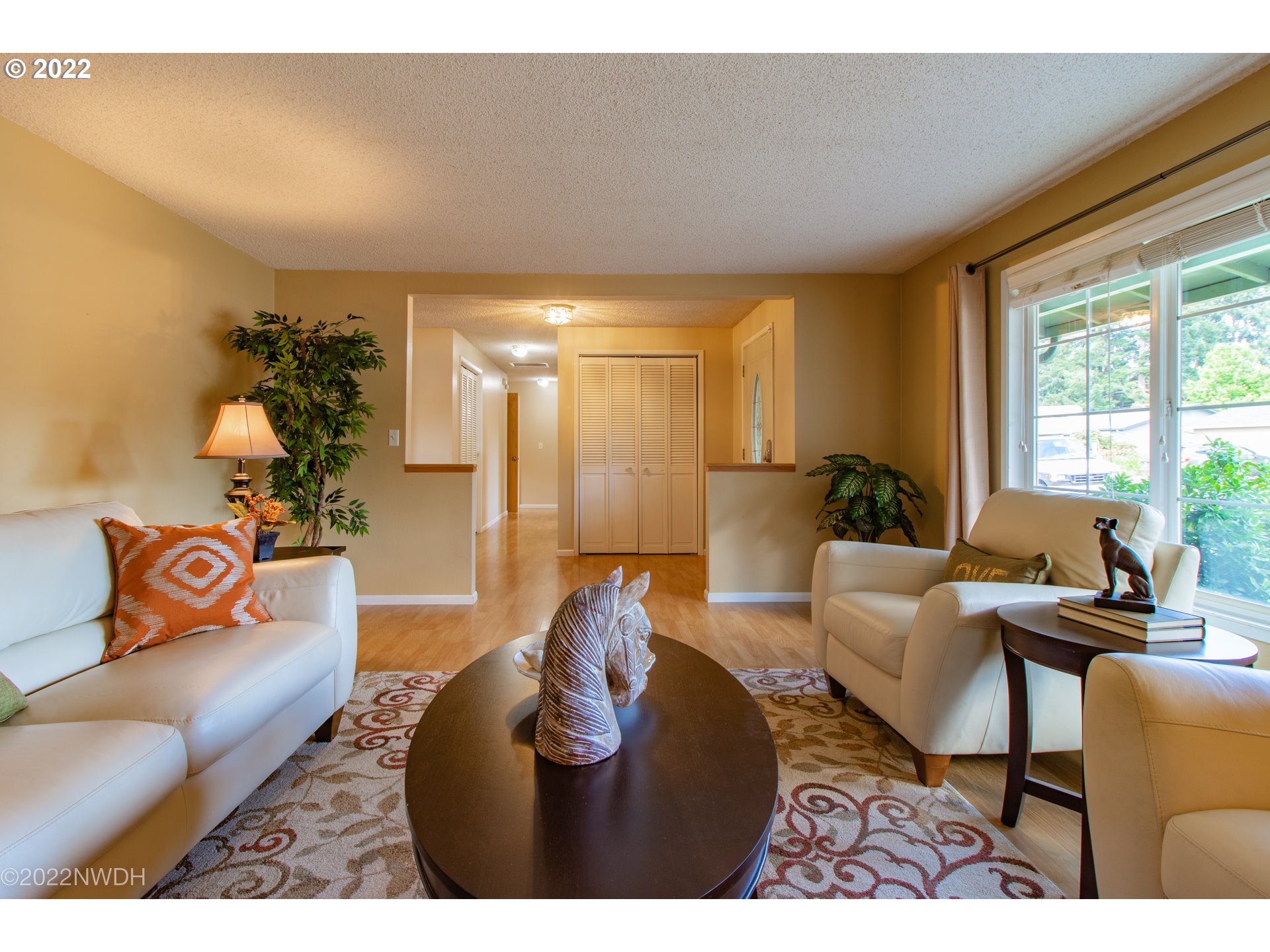 672 70th Street Springfield, OR 97478 - Photo 5 of 32 Gallery Image 5