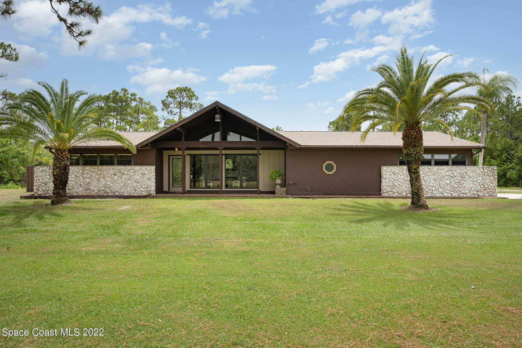 605 Atz Road Malabar, FL 32950 - Photo 1 of 36 DSC00002-Edit