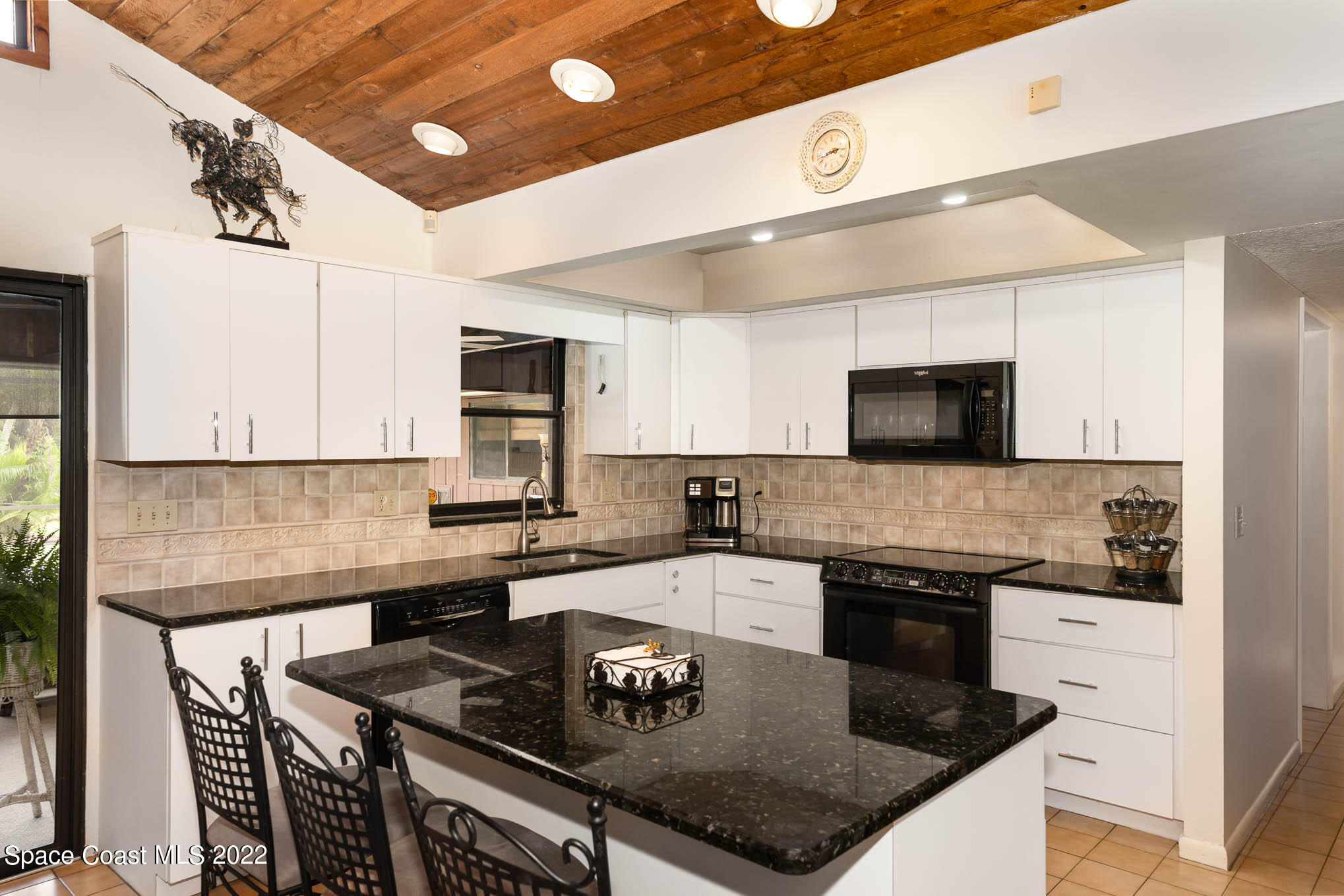 605 Atz Road Malabar, FL 32950 - Photo 5 of 36 DSC00053-Edit