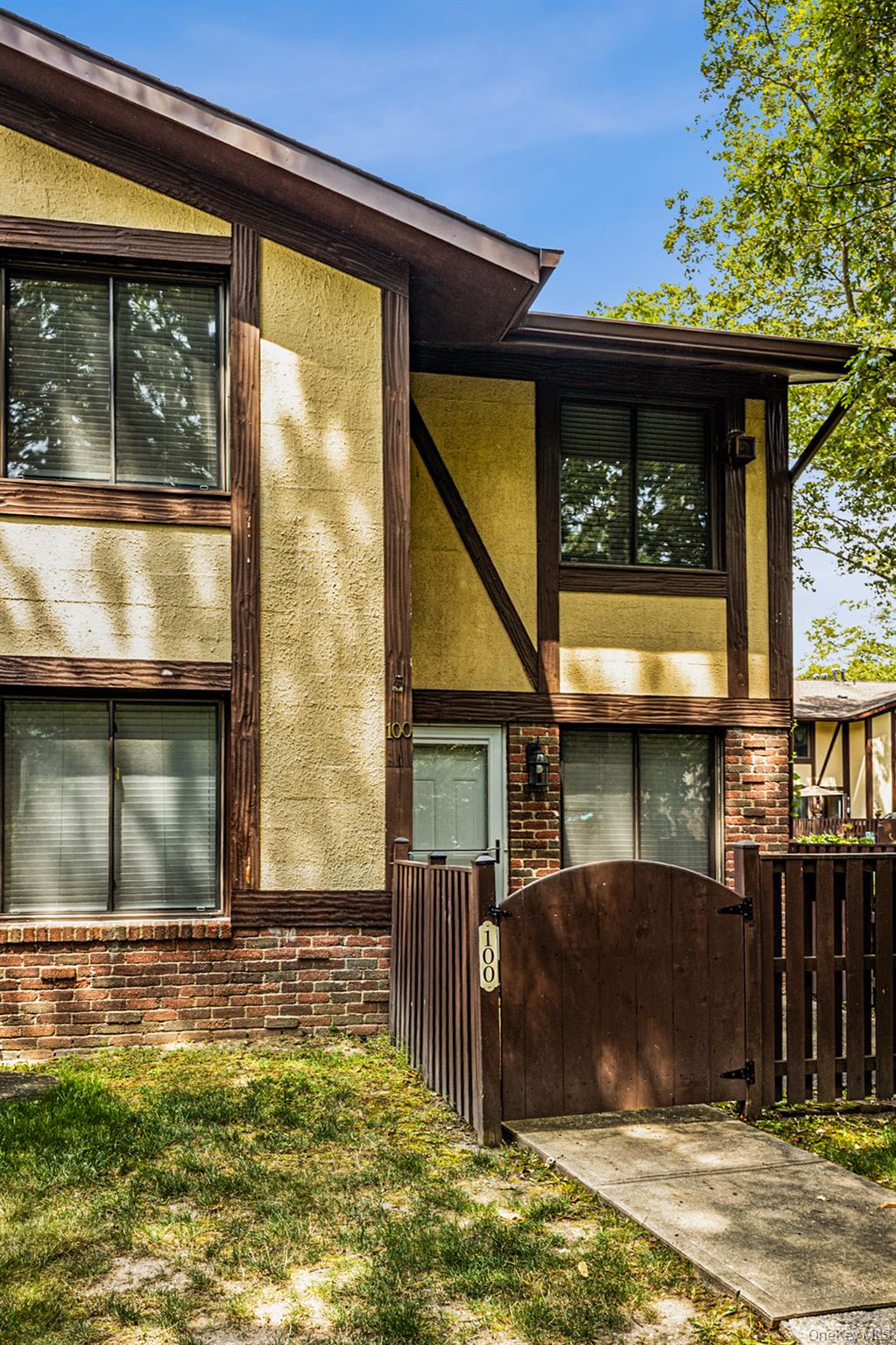 100 Glen Hollow Drive Port Jefferson Station, NY 11776 - Photo 2 of 21