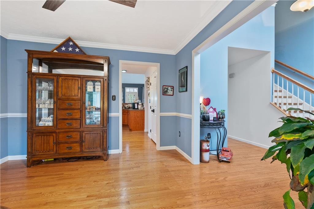 11580 Percheron Circle Irwin, PA 15642 - Photo 2 of 26 a view of livingroom with furniture and entryway