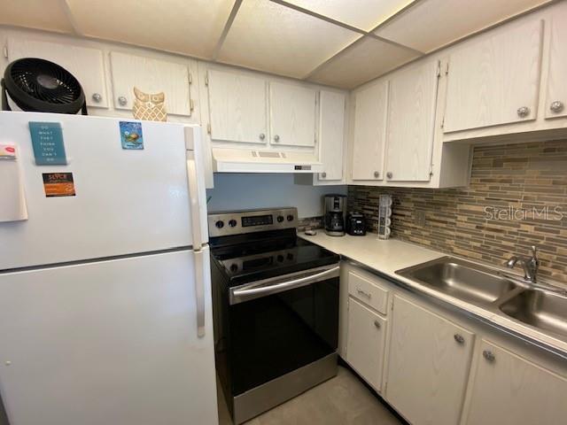 4575 Cove Circle, Unit 505 St. Petersburg, FL 33708 - Photo 9 of 24