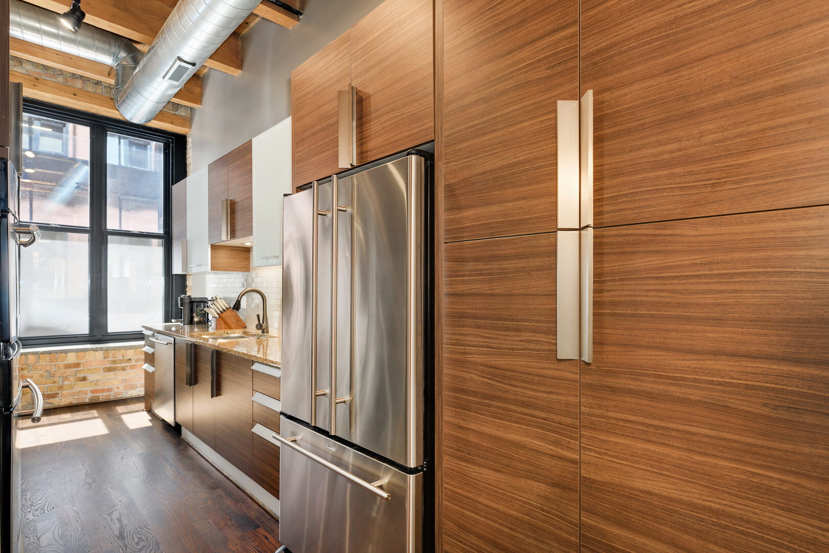 154 West Hubbard Street, Unit 203 Chicago, IL 60654 - Photo 14 of 25