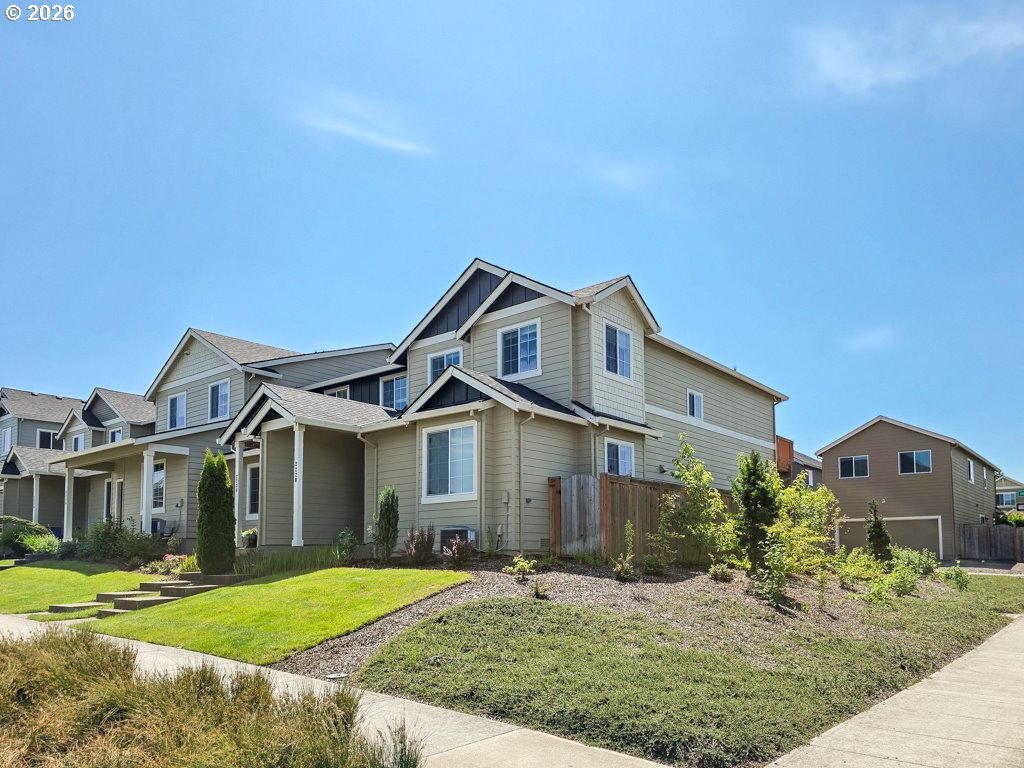 2220 Southeast 16th Street Gresham, OR 97080 - Photo 2 of 24