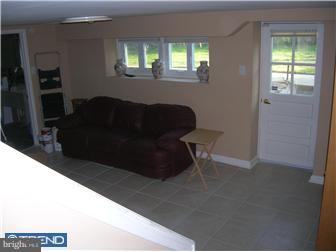 2204 Cambridge Road Broomall, PA 19008 - Photo 7 of 8 Gallery Image 7