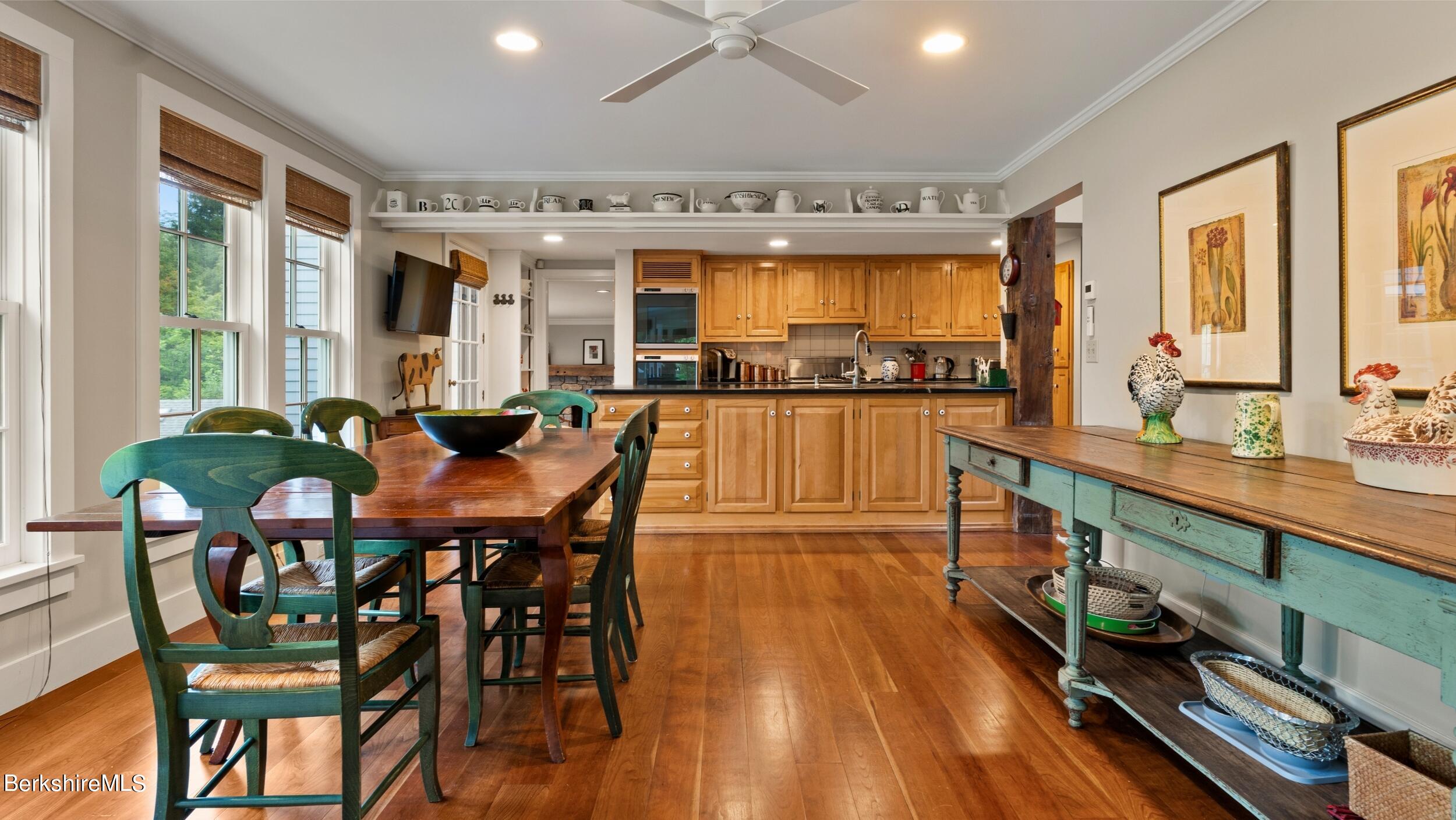 988 Hancock Road Williamstown, MA 01267 - Photo 23 of 50 23