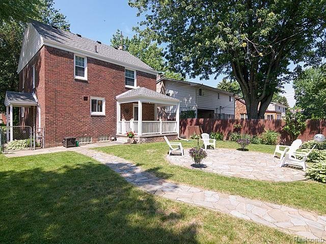 65 Riverside Drive Mount Clemens, MI 48043 - Photo 8 of 37 7_9.jpg