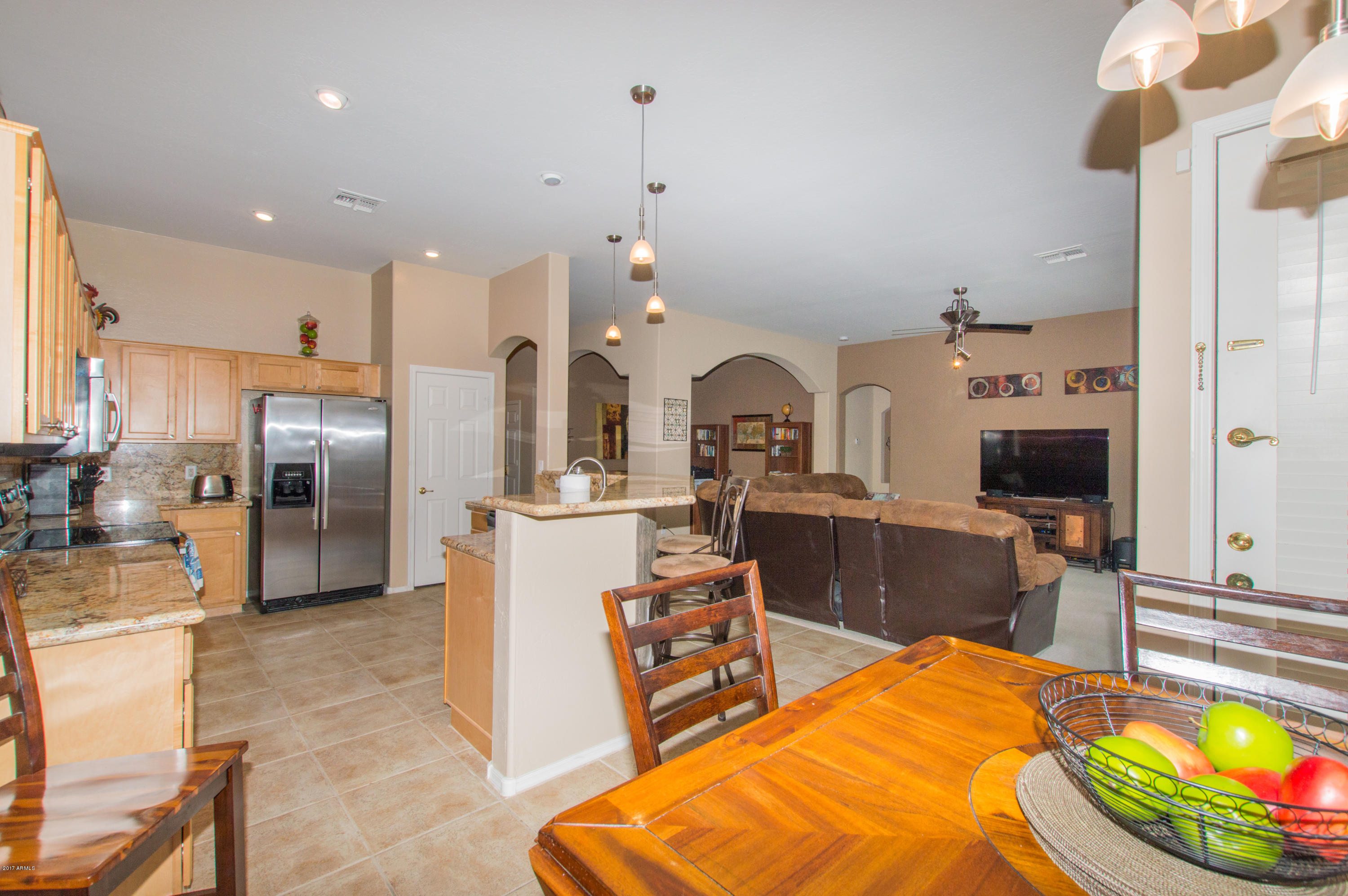 2625 East Fremont Road Phoenix, AZ 85042 - Photo 8 of 38