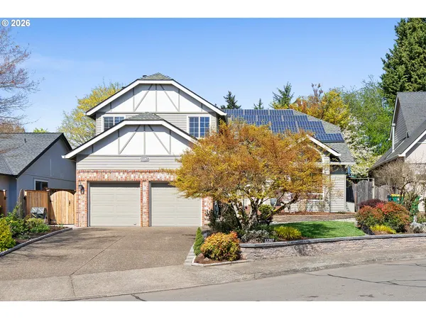 $647,000 | 12207 Southwest Millview Court, Tigard, OR 97223