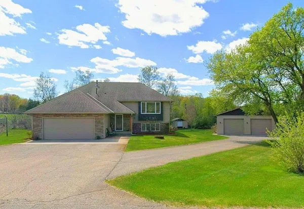 $529,900 | 24450 Fallbrook Avenue North, Forest Lake, MN 55025