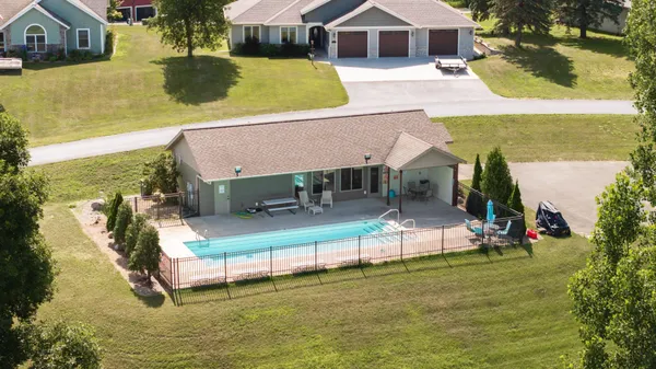 $424,900 | 20633 Co Highway 21, Detroit Lakes, MN 56501