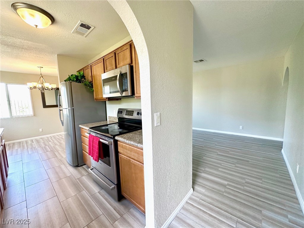 1814 North Decatur Boulevard, Unit 203 Las Vegas, NV 89108 - Photo 5 of 27