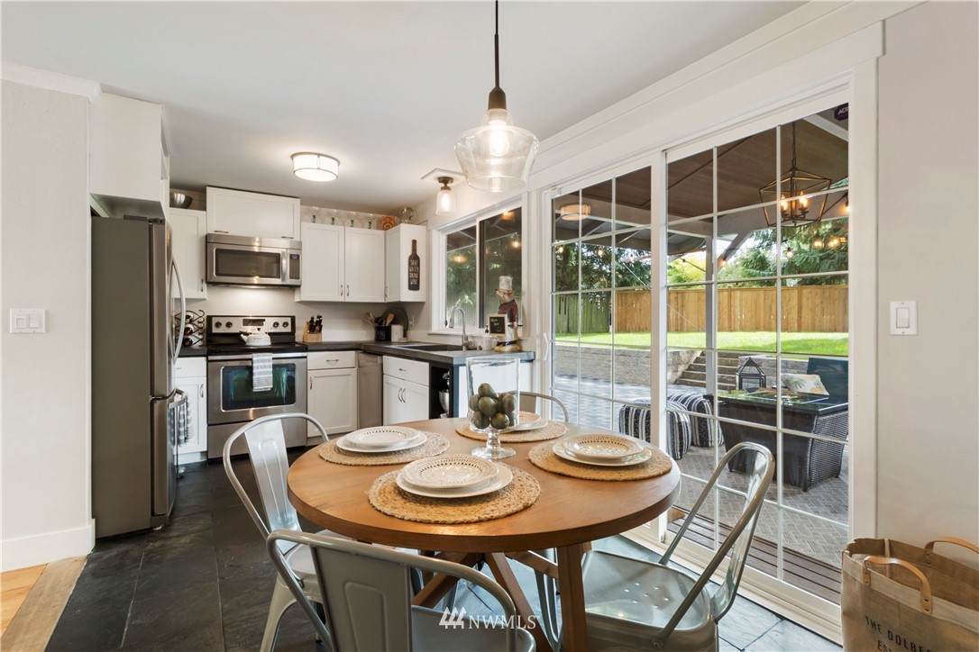 21119 7th Avenue West Bothell, WA 98021 - Photo 7 of 25