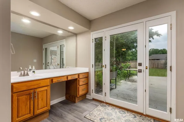 $370,000 | 1605 South Eugene Lane, Marion, IL 62959