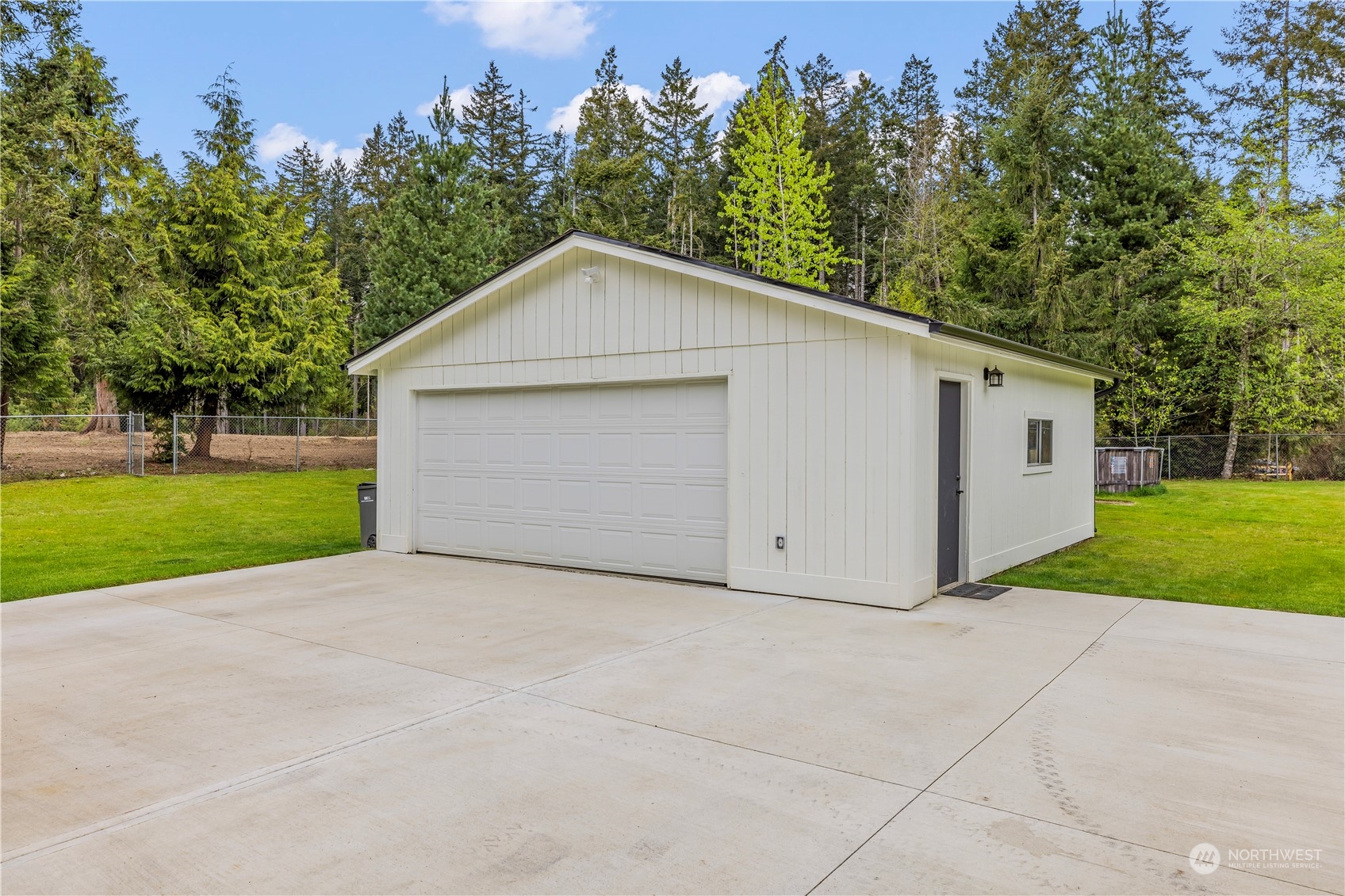 10872 Banner Road Southeast Olalla, WA 98359 - Photo 12 of 40 Gallery Image 12