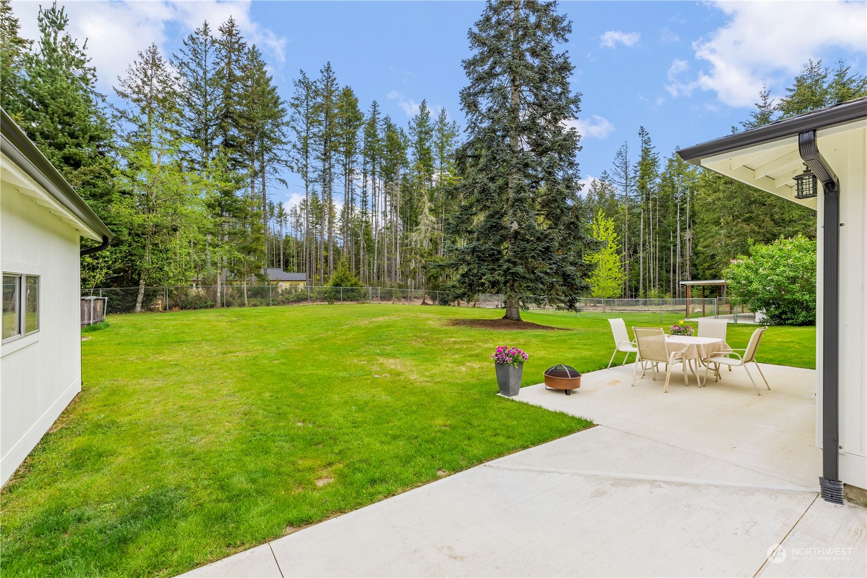 10872 Banner Road Southeast Olalla, WA 98359 - Photo 10 of 40 Gallery Image 10