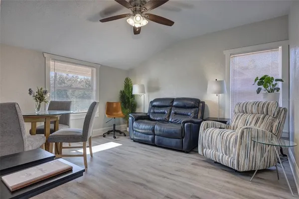 $2,400 | 117 East Euclid Avenue, DeLand, FL 32724