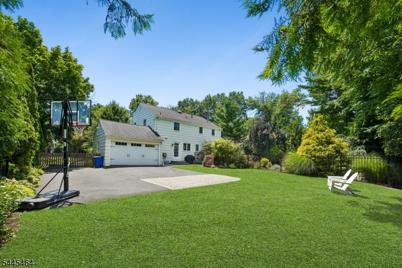 75 Woodland Road Madison, NJ 07940 - Photo 38 of 44