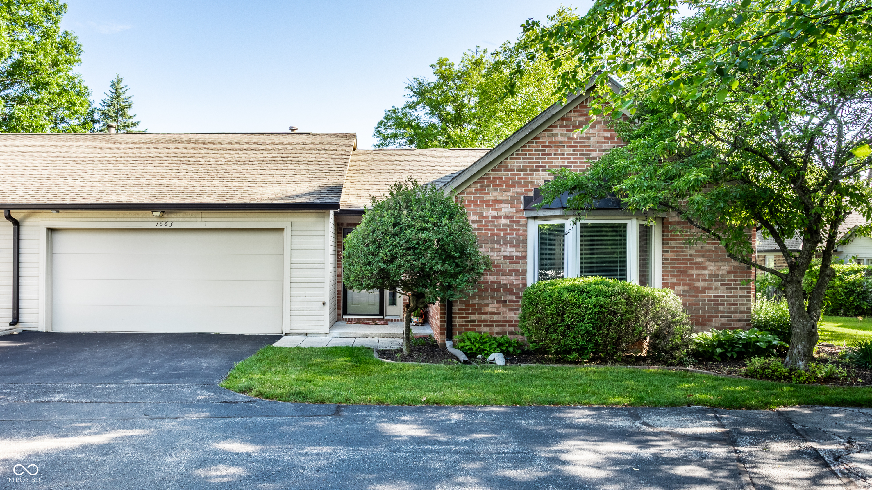 1663 Cloister Drive Indianapolis, IN 46260 - Photo 1 of 28