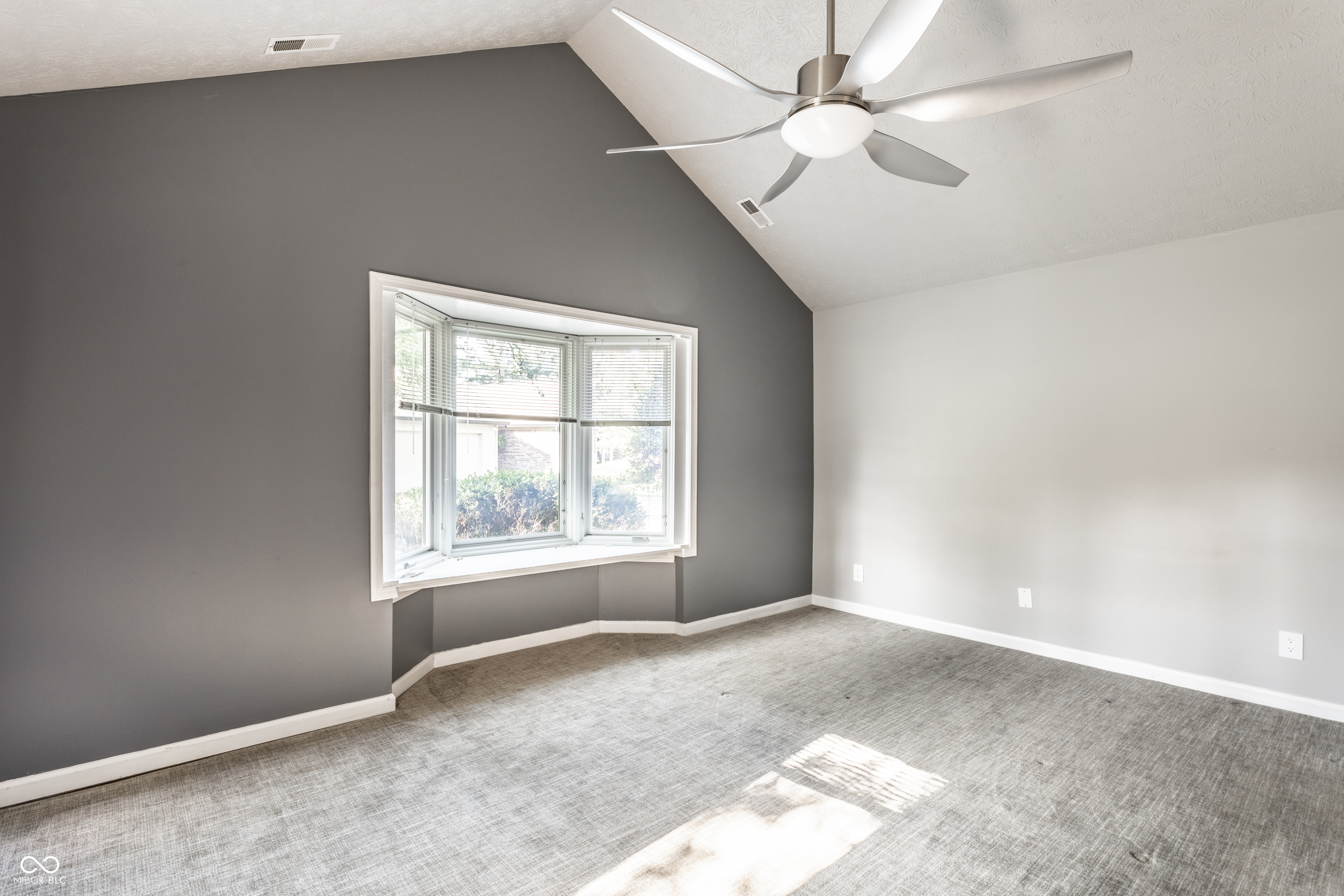 1663 Cloister Drive Indianapolis, IN 46260 - Photo 17 of 28