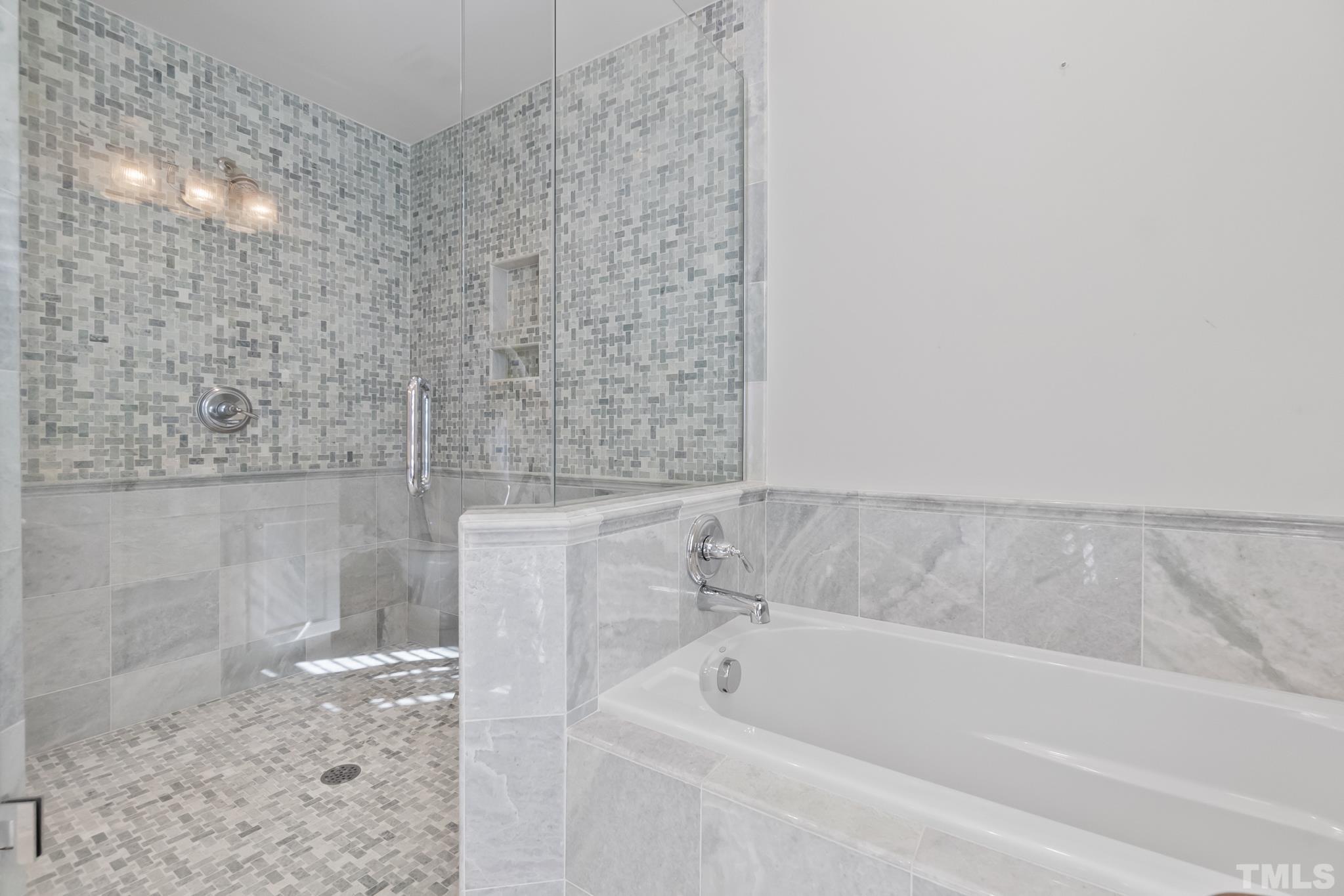 2017 Fairview Road, Unit 110 Raleigh, NC 27608 - Photo 13 of 20