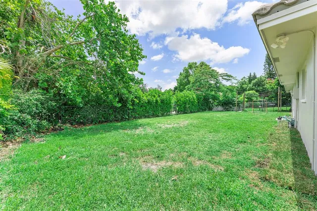 $575,000 | 2757 Northwest 83rd Terrace, Coral Springs, FL 33065