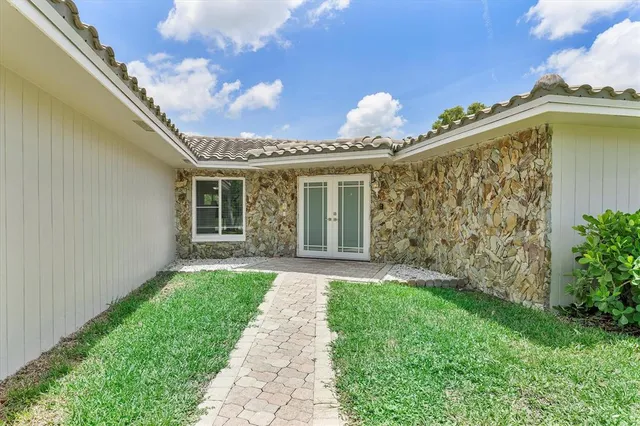 $575,000 | 2757 Northwest 83rd Terrace, Coral Springs, FL 33065
