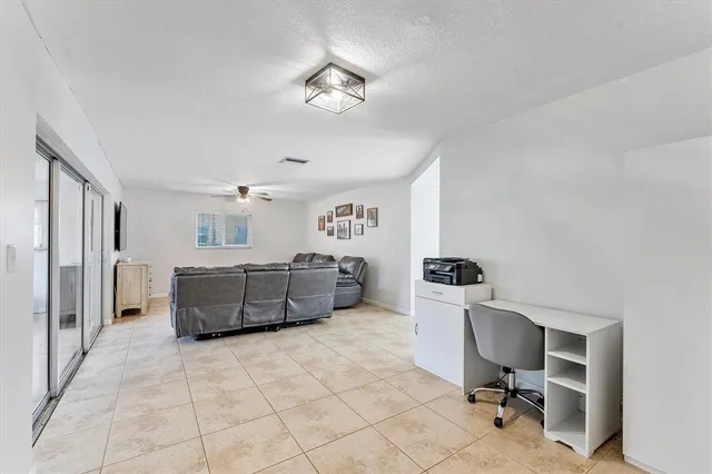 $575,000 | 2757 Northwest 83rd Terrace, Coral Springs, FL 33065