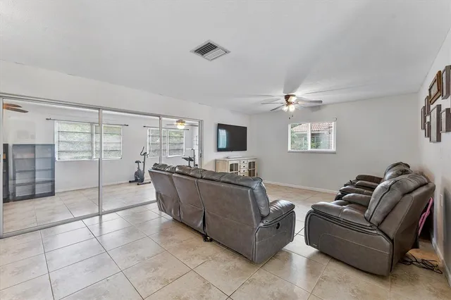 $575,000 | 2757 Northwest 83rd Terrace, Coral Springs, FL 33065