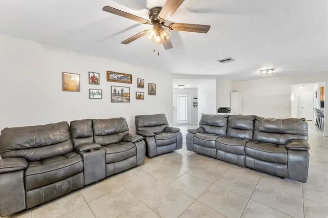 $575,000 | 2757 Northwest 83rd Terrace, Coral Springs, FL 33065