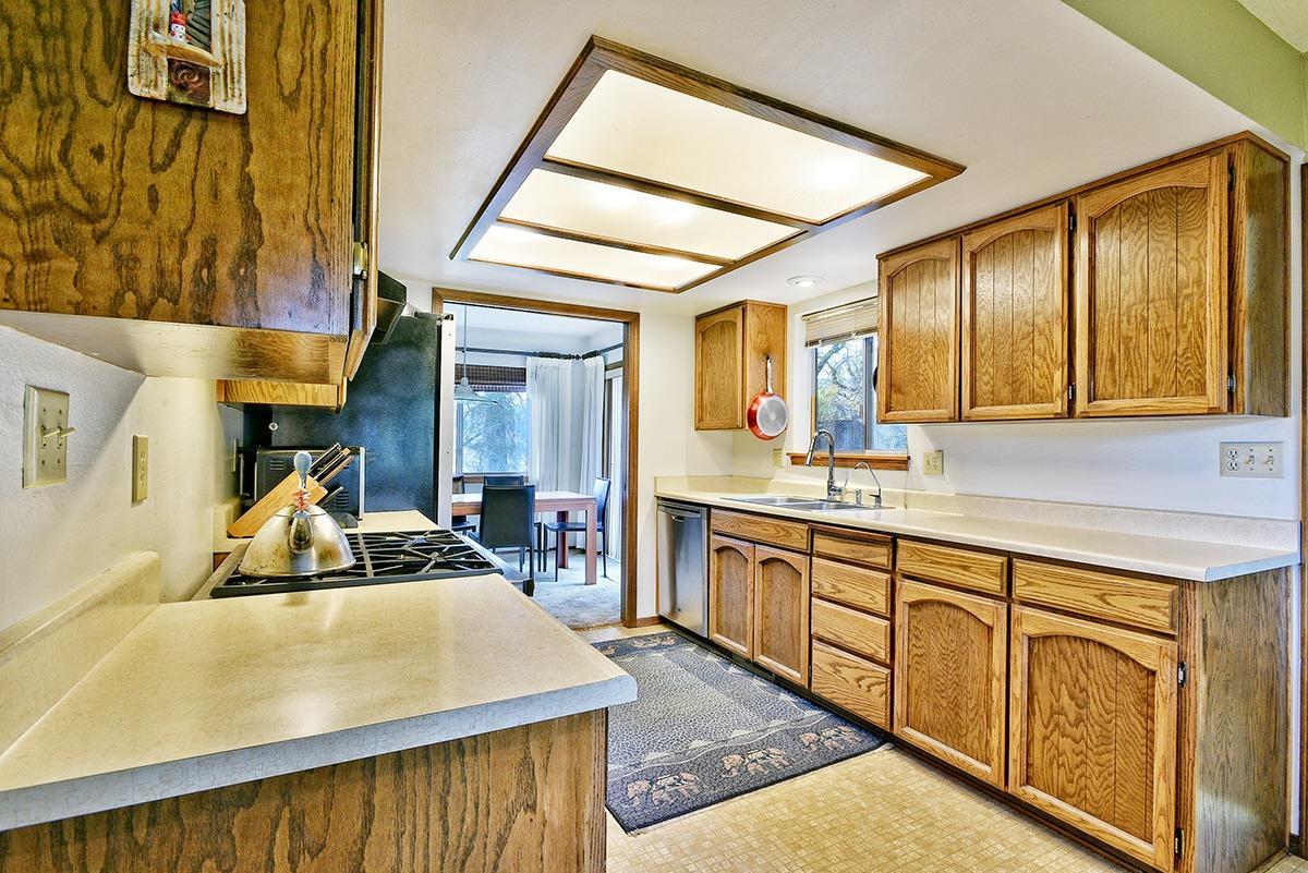 6389 Pioneer Road Medford, OR 97501 - Photo 14 of 35 Additional Photo