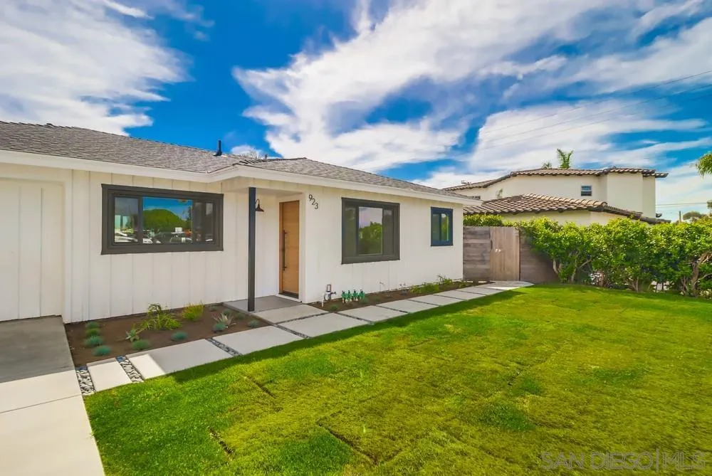 923 Melba Road Encinitas, CA 92024 - Photo 2 of 28 a view of a house with backyard and garden