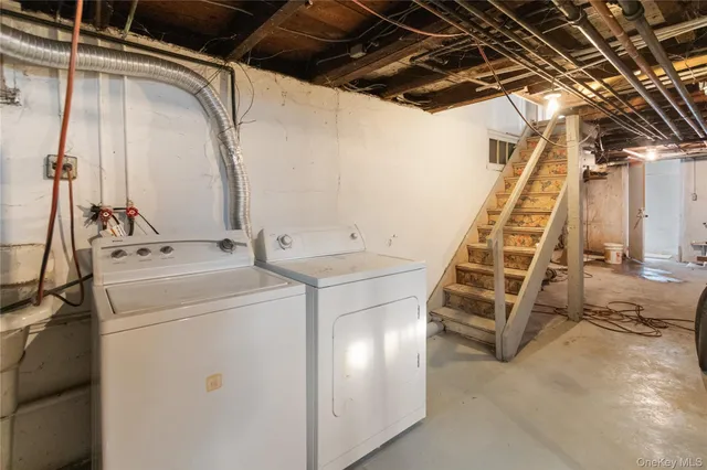 $3,350 | 57 Spring Street, Unit 1, Oyster Bay, NY 11771