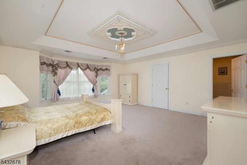 6 Hyer Farm Road Roseland, NJ 07068 - Photo 18 of 23