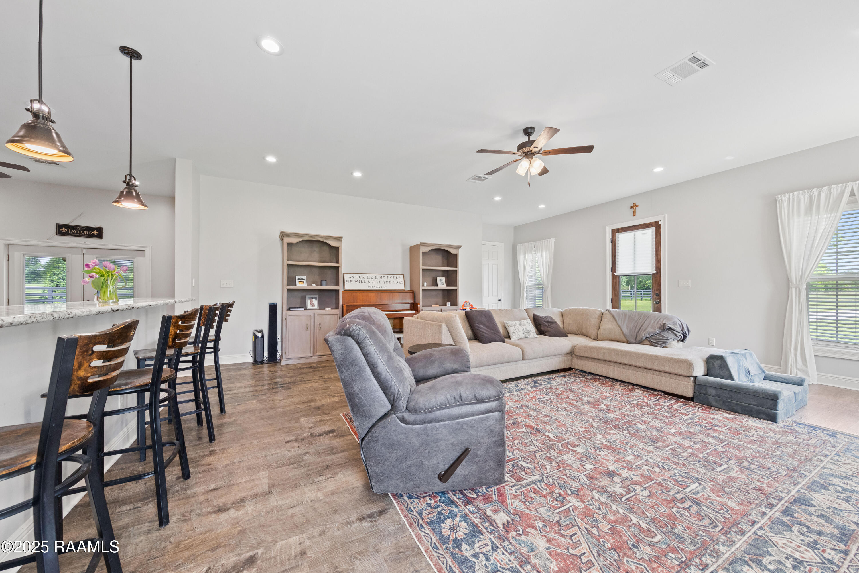 1120 East Butcher Switch Road Lafayette, LA 70507 - Photo 5 of 33 1120EButcher-32