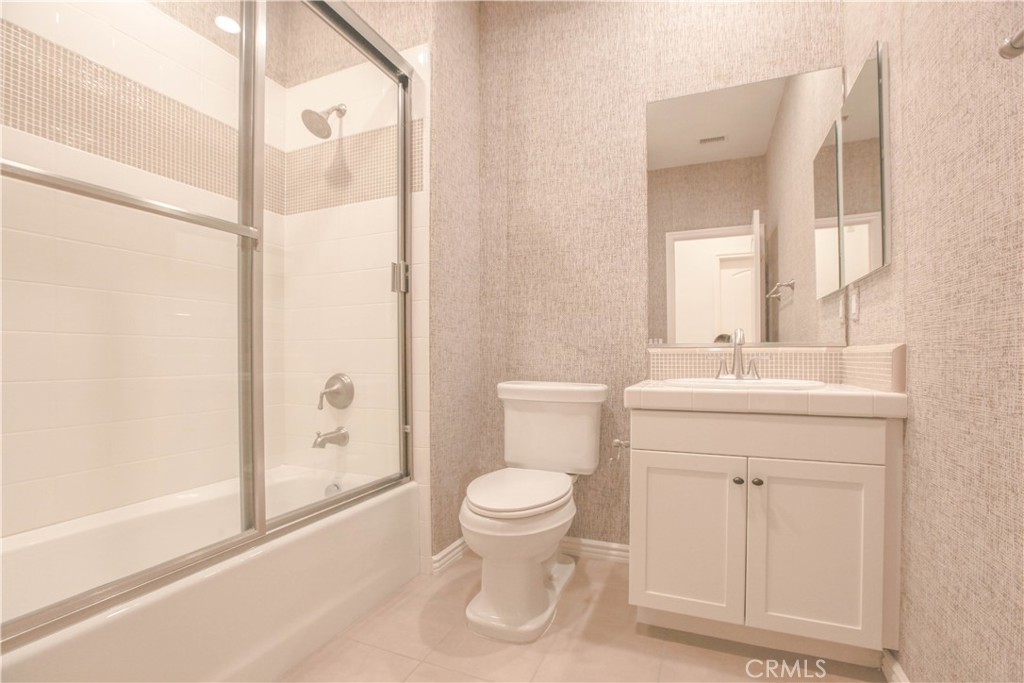 38 Ridge Valley Irvine, CA 92618 - Photo 19 of 39