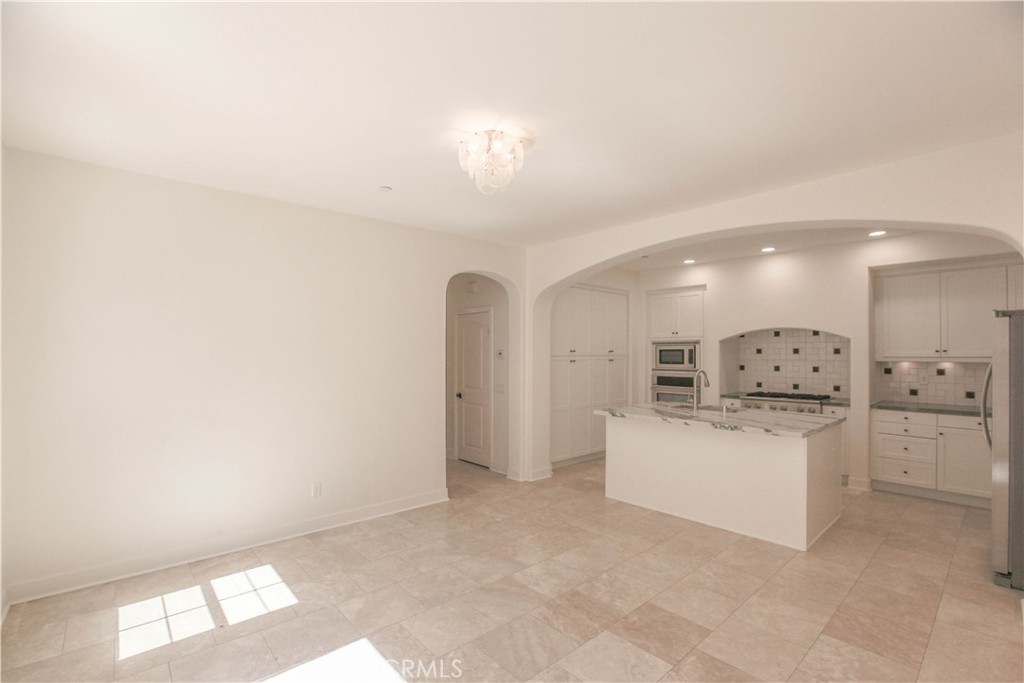 38 Ridge Valley Irvine, CA 92618 - Photo 6 of 39