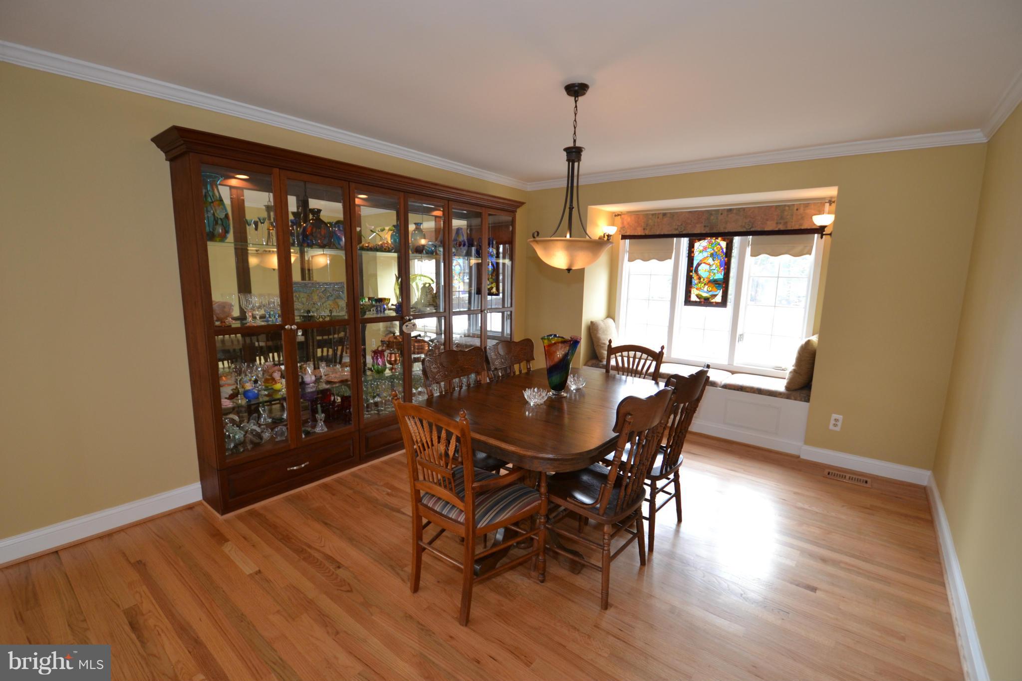 1121 Cherry Point Road West River, MD 20778 - Photo 8 of 27 Dining Room